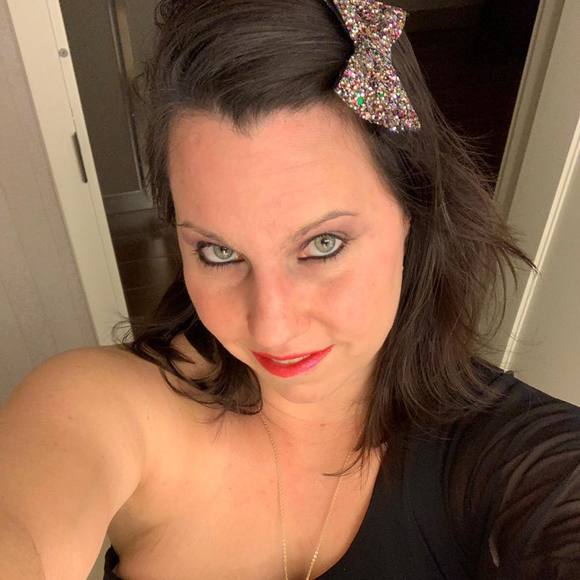 Meet your Posher, Corey - Picture 1 of 1